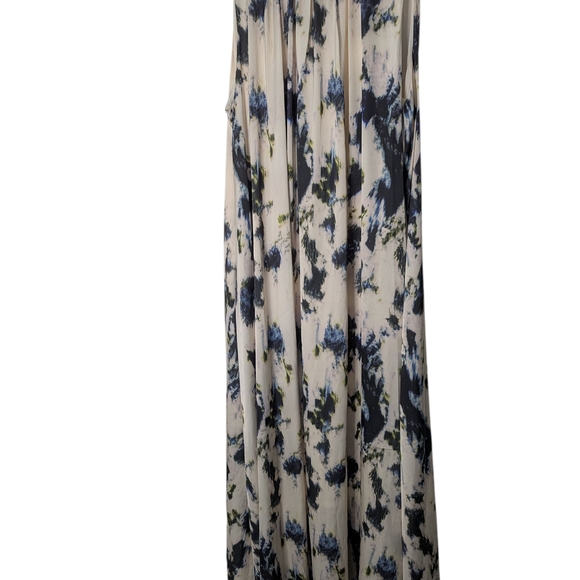 A Lady 100% Silk Maxi Sleeveless Dress - Picture 9 of 15